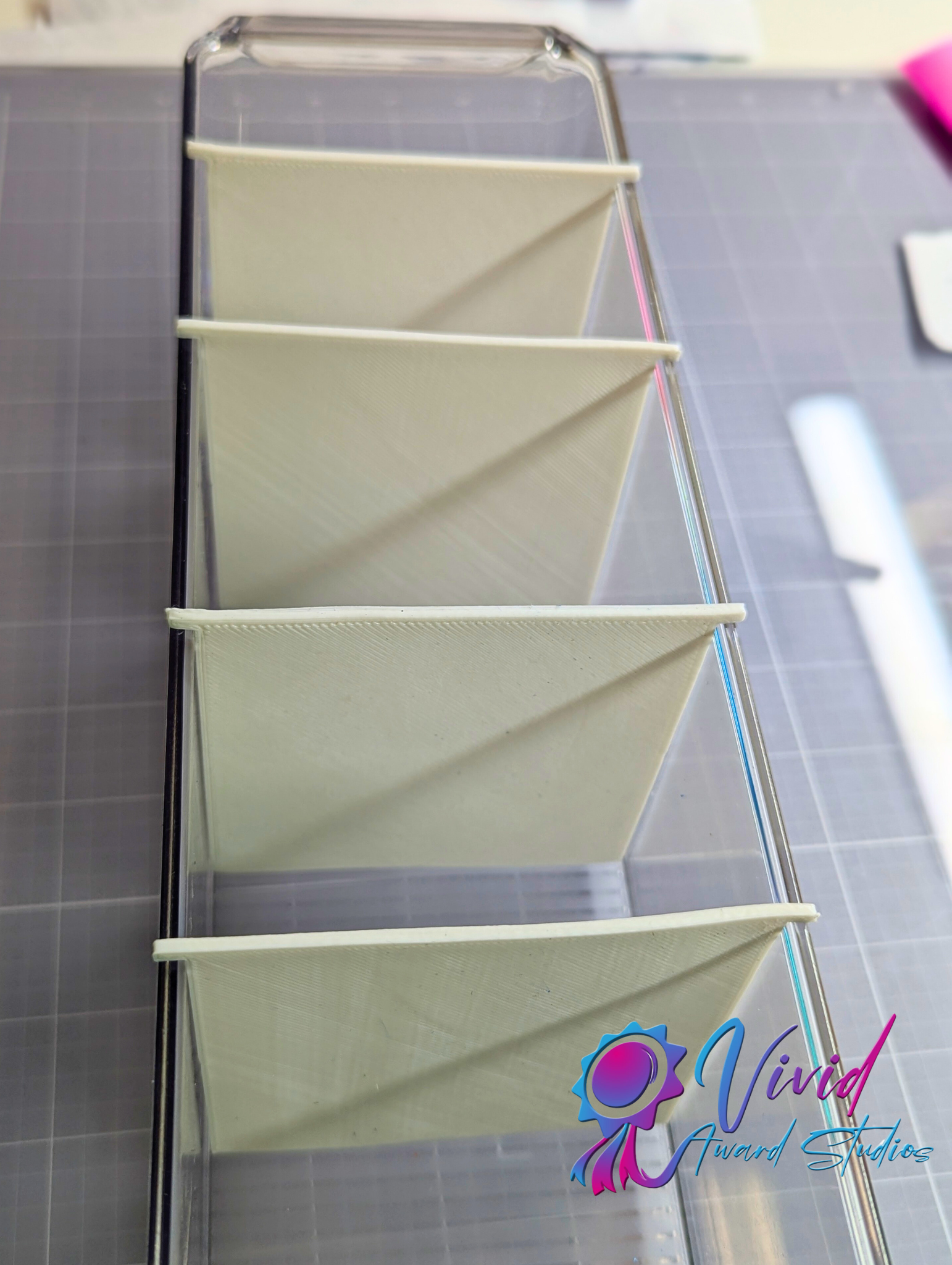 Organization - Rosette Ribbon Organizer with Adjustable Vivid Ribbon Dividers