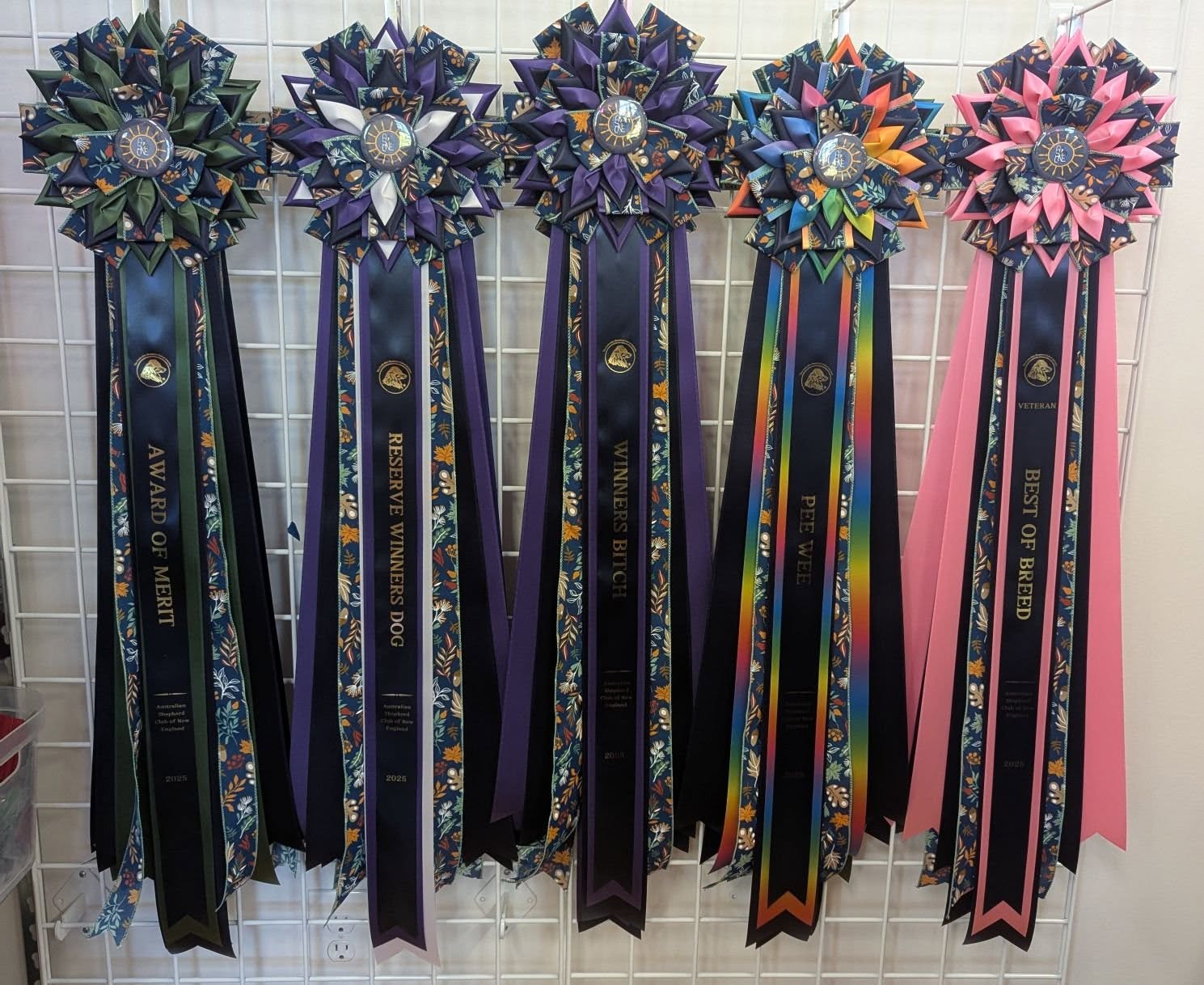 ROSETTE - "Fig" - Studio Finished Rosette - 9" × 28"