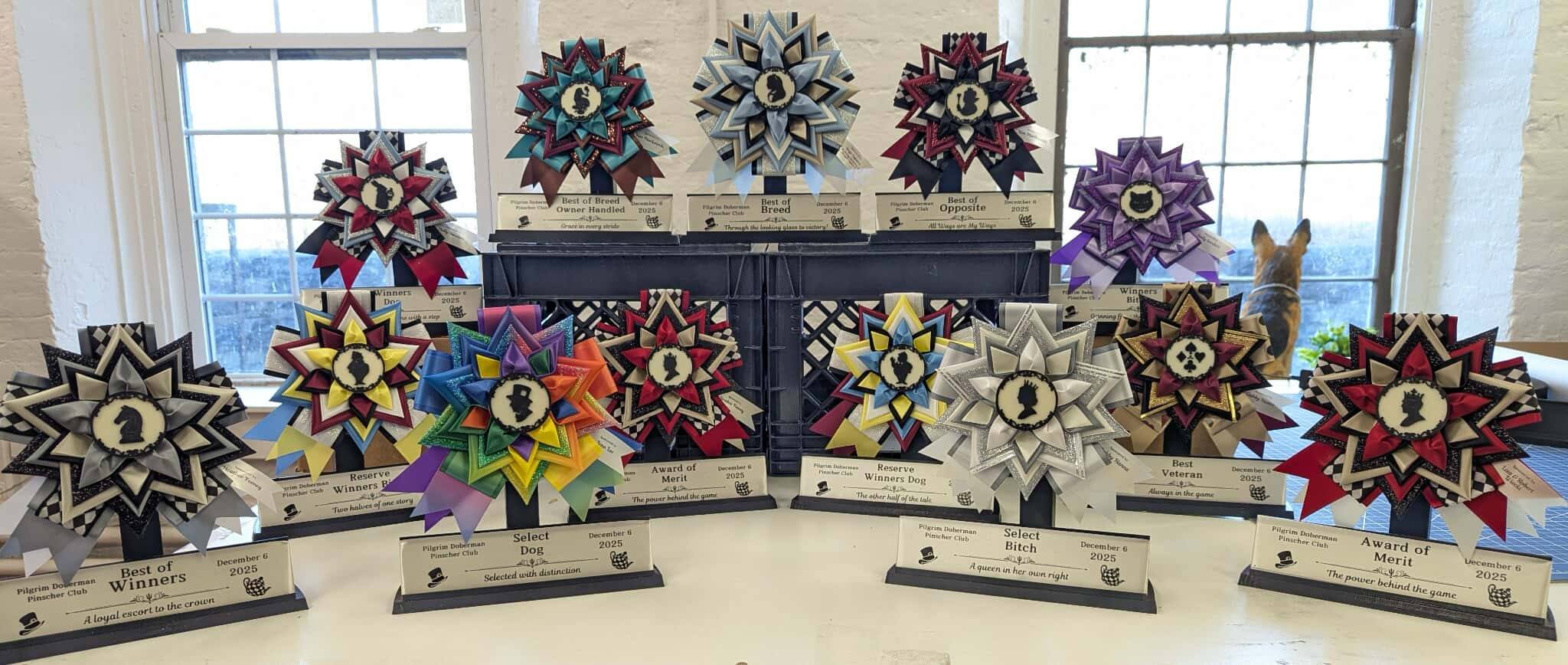 DISPLAY - Vivid Exclusive Rosette Display Stand – A Shadowbox Alternative