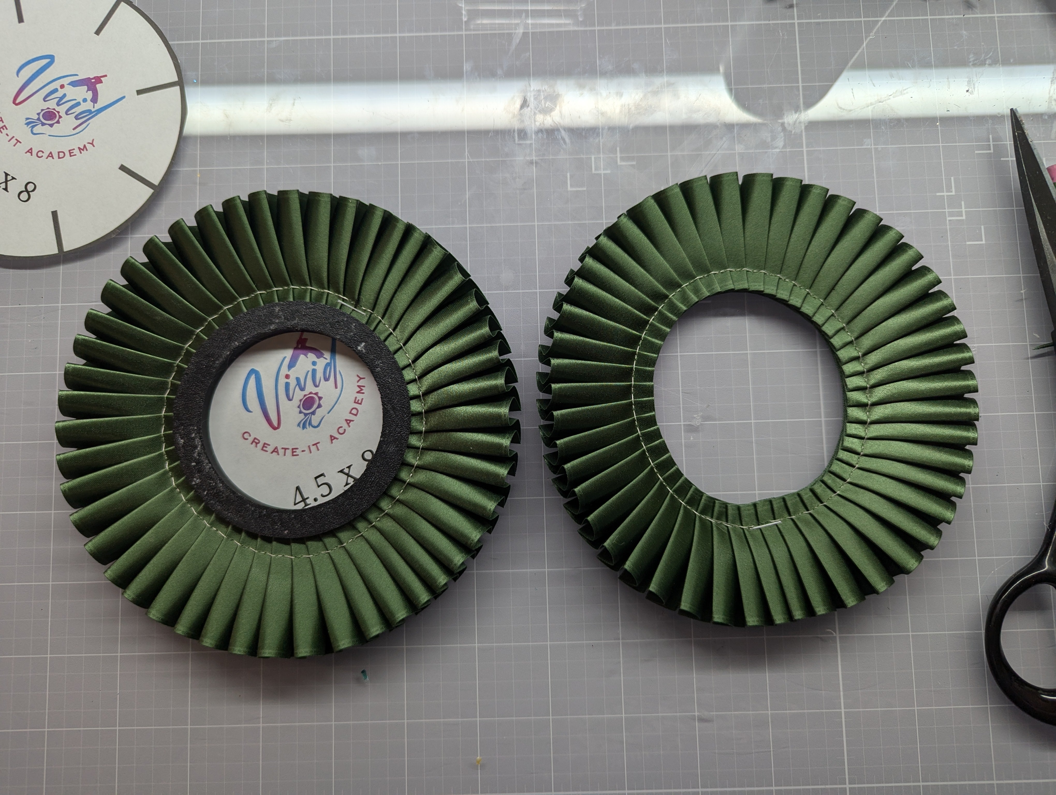 RING - Vivid Rosette Maker Ring