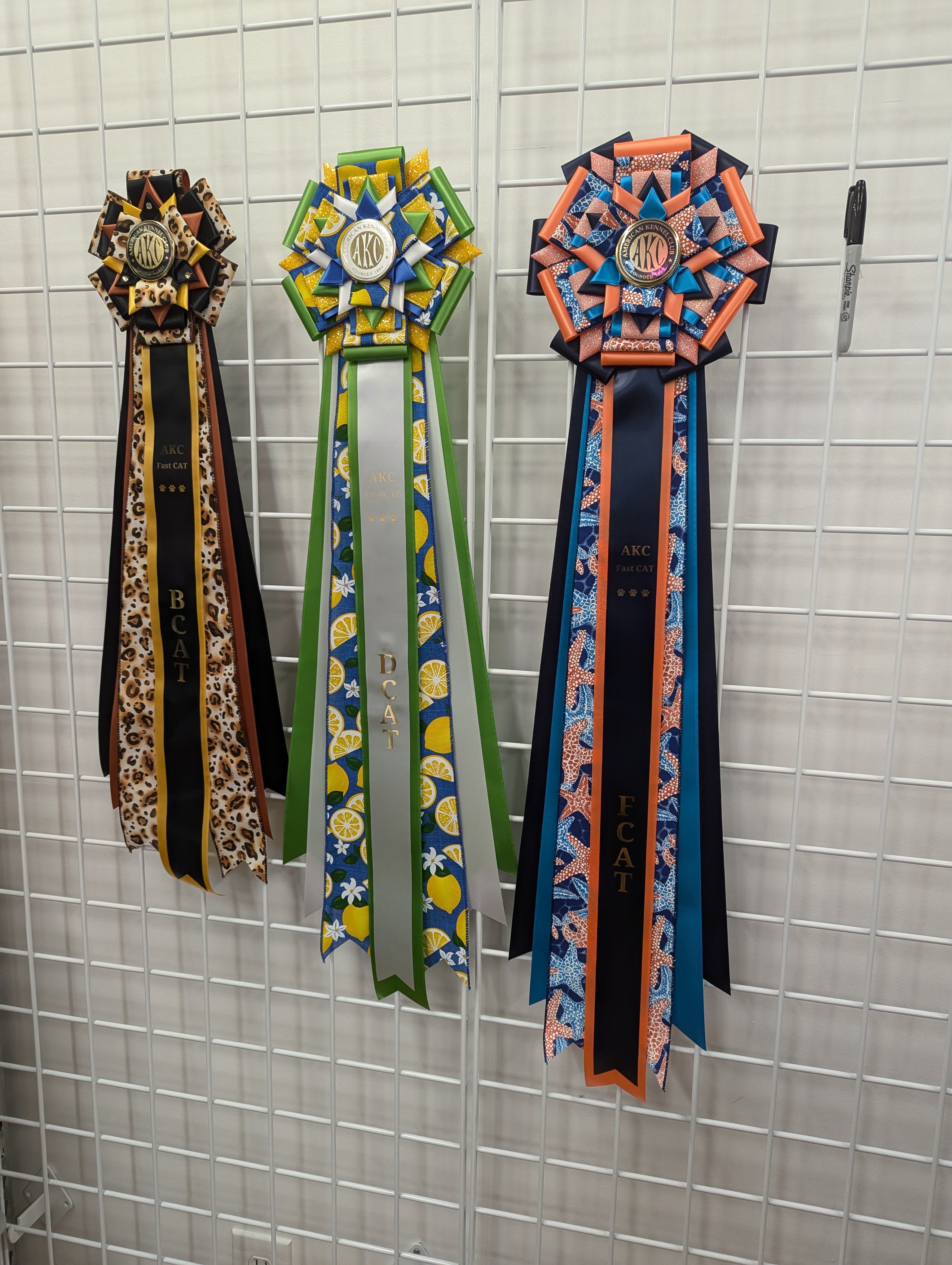 ROSETTE - "Kite" - Studio Finished Rosette - 6.5 x 20, 7.5 x 24 and 8.5 x 26