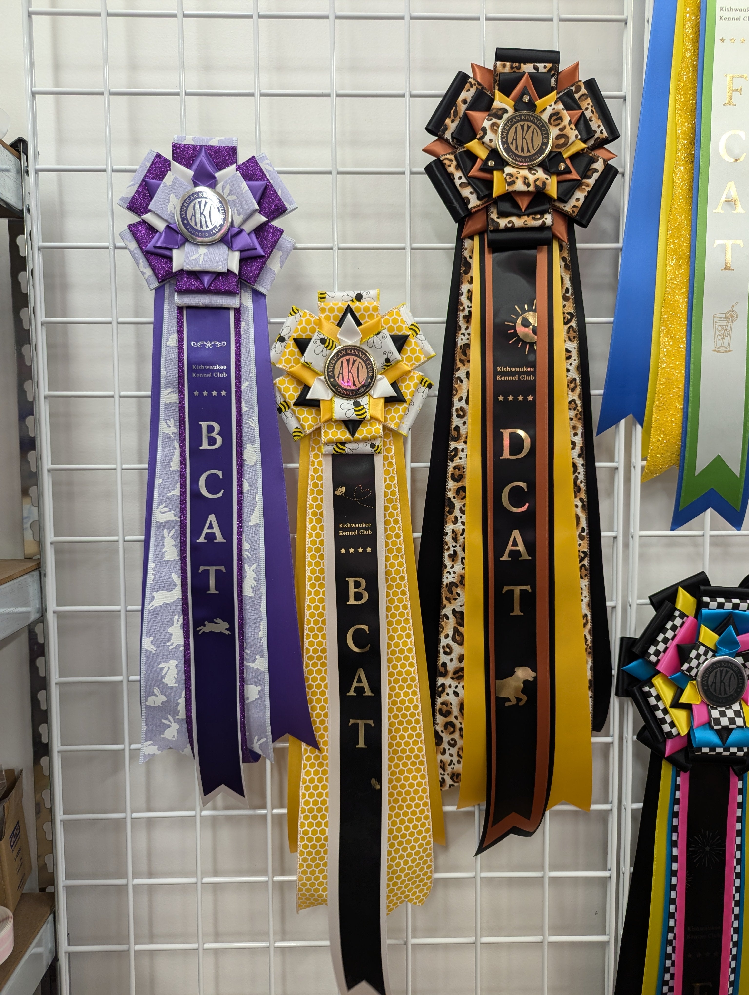 ROSETTE - "Kite" - Studio Finished Rosette - 6.5 x 20, 7.5 x 24 and 8.5 x 26