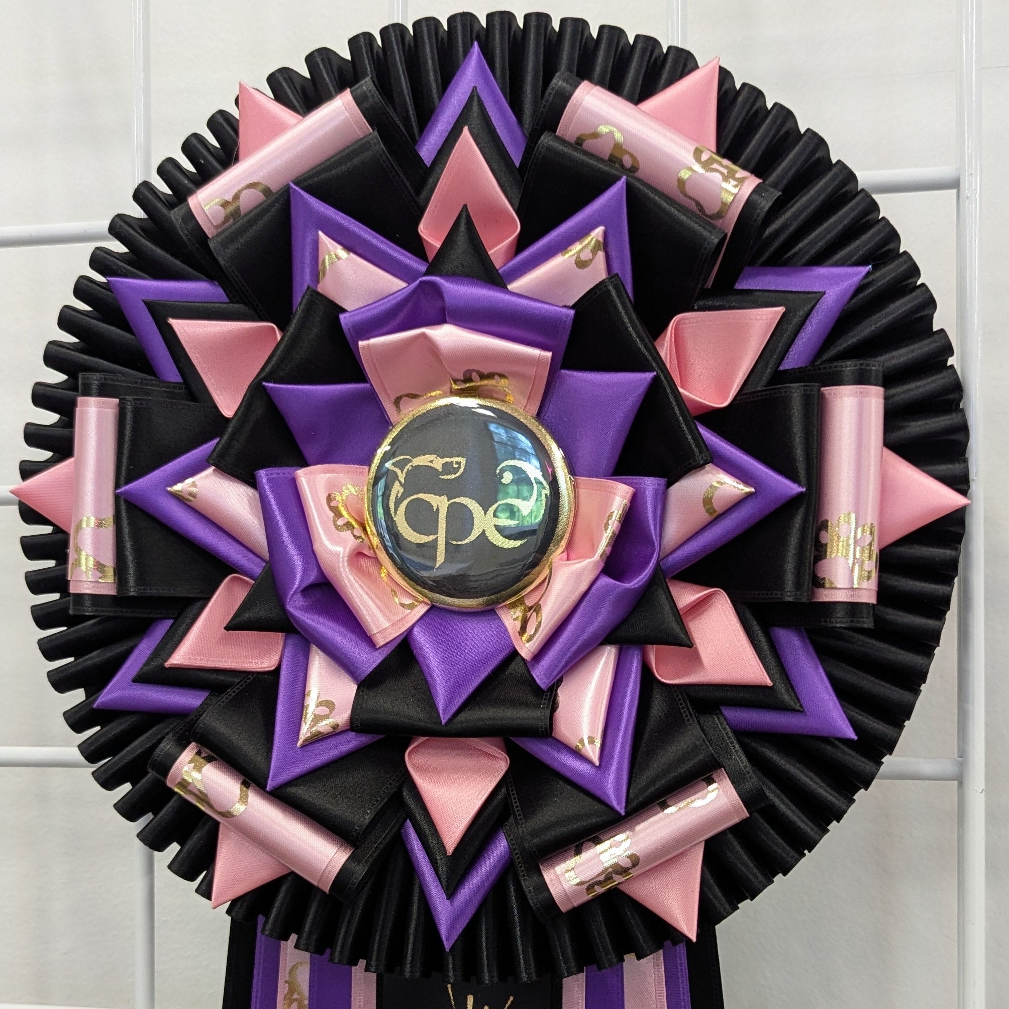 ROSETTE - "Bramble" - Studio Finished Rosette - 10.5" x 32"