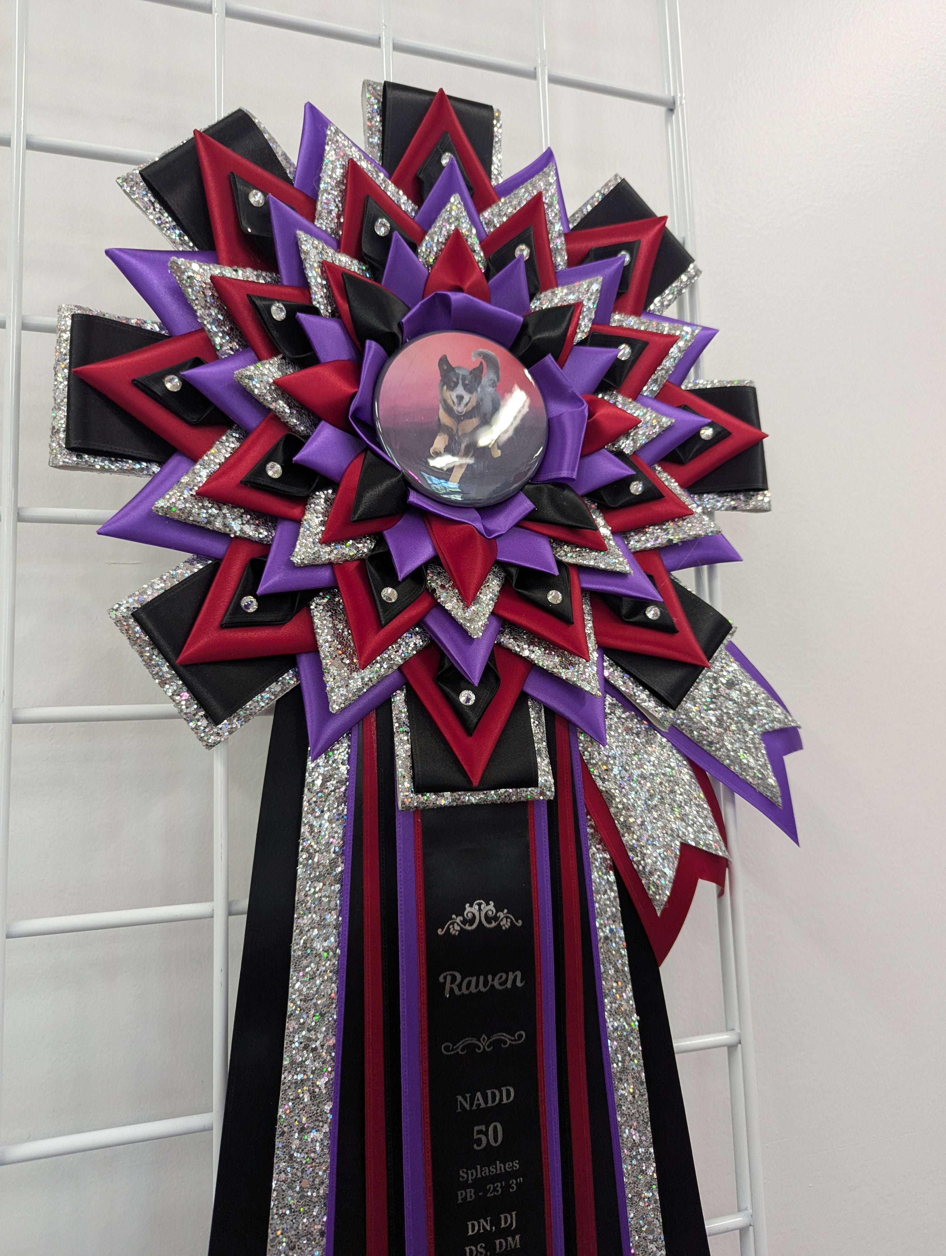 ROSETTE - "Juno" - Studio Finished Rosette - 12" x 38"