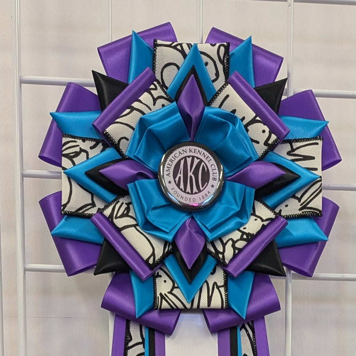 ROSETTE - "Foster" - Studio Finished Rosette - 9.5" x 30"