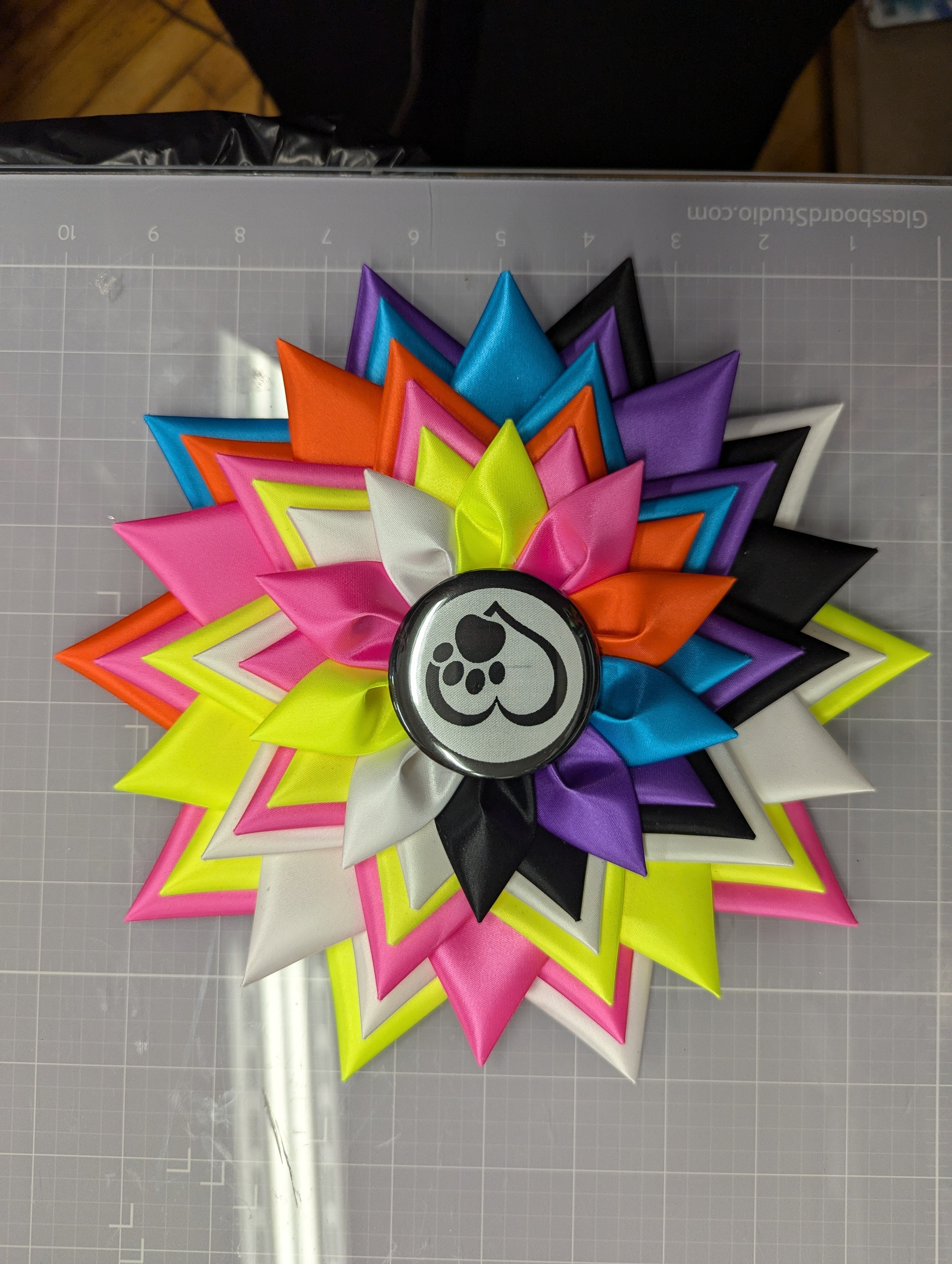 Bargain Basement - Neon colors - 9.25" (#7D)