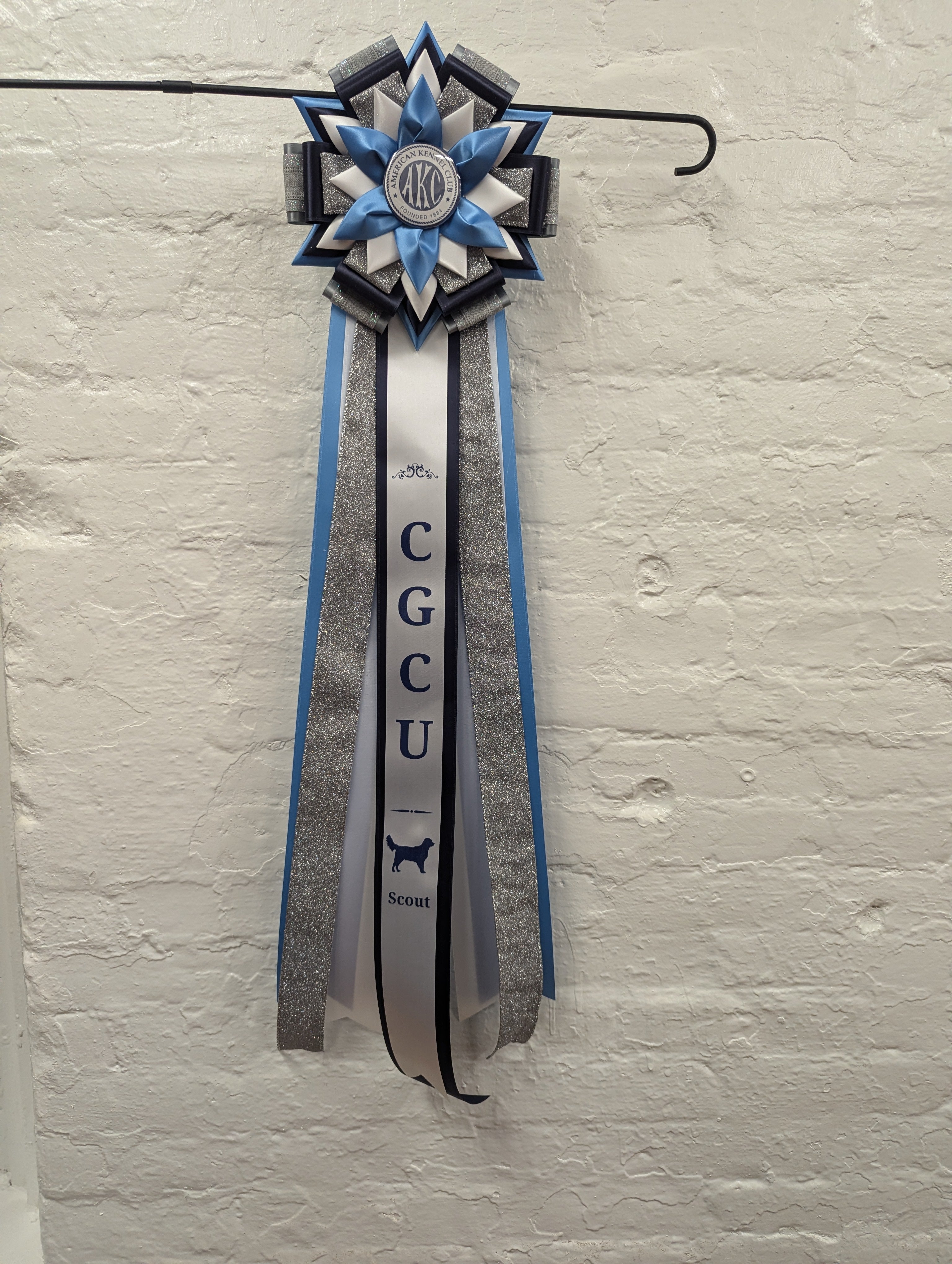 ROSETTE - "Fargo" - Studio Finished Rosette - 7.5" × 22"