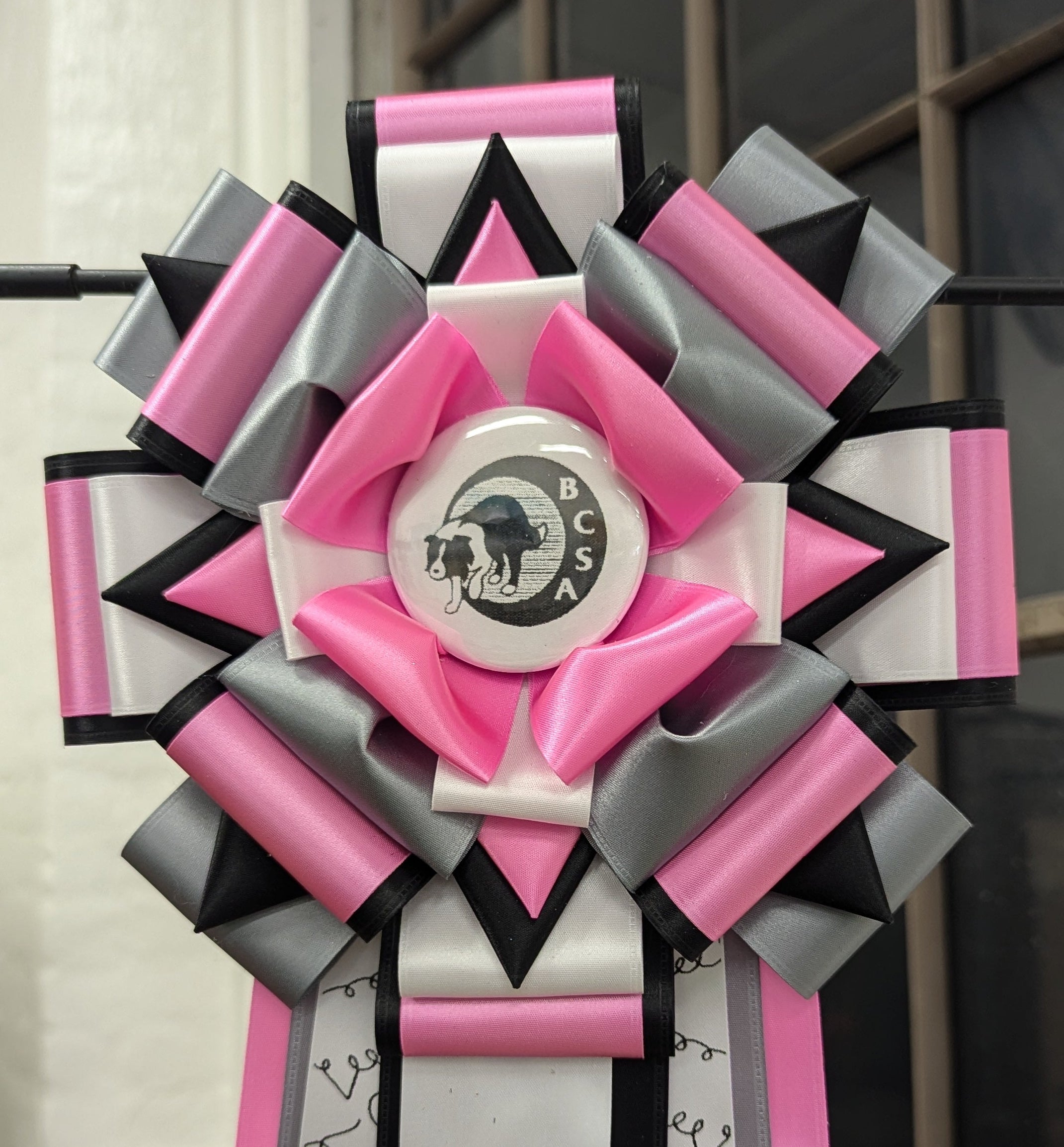 ROSETTE - "Huckle" - Studio Finished Rosette - 8.5" x 26"