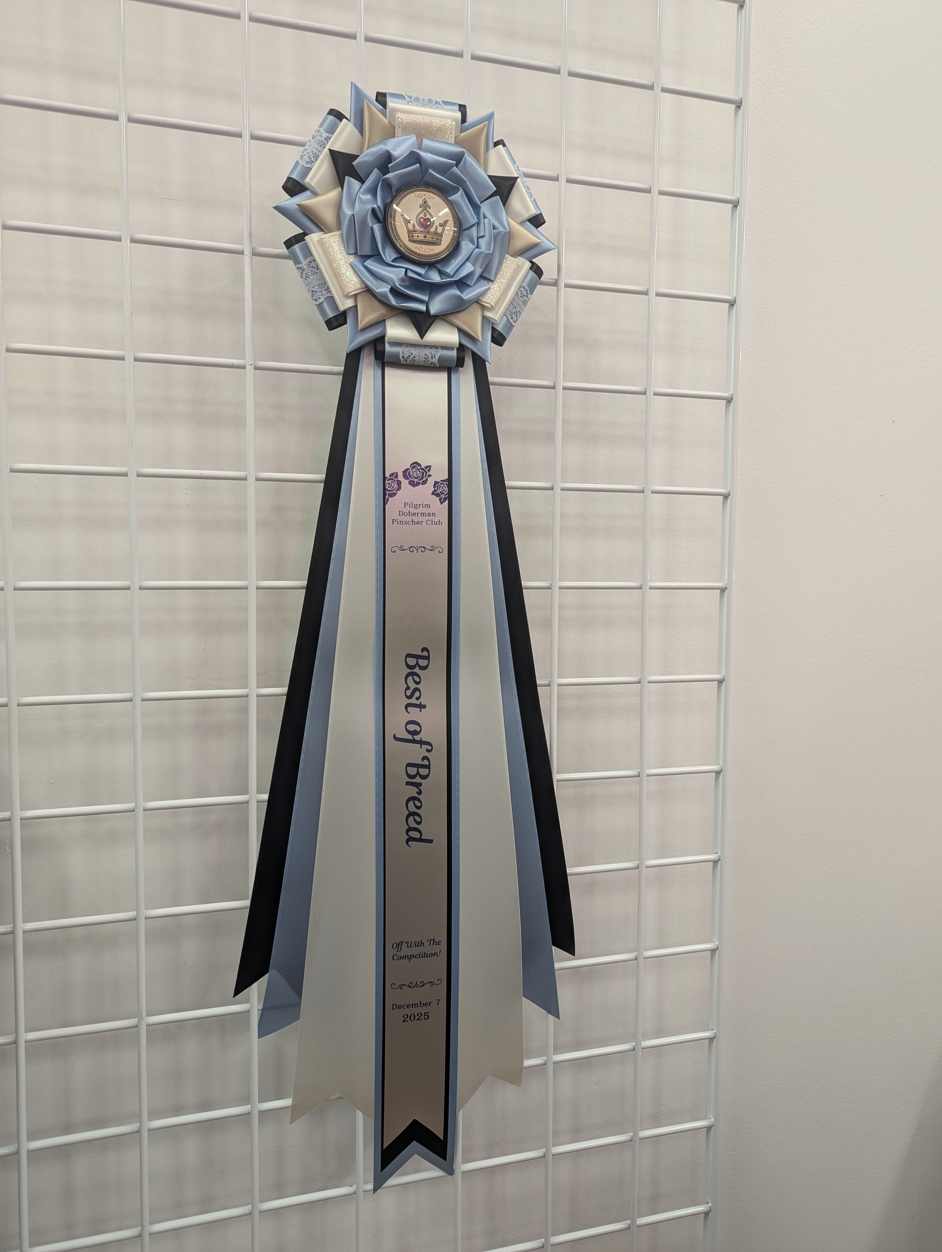 ROSETTE - "Poppy" - Studio Finished Rosette - 7.5" x 22"