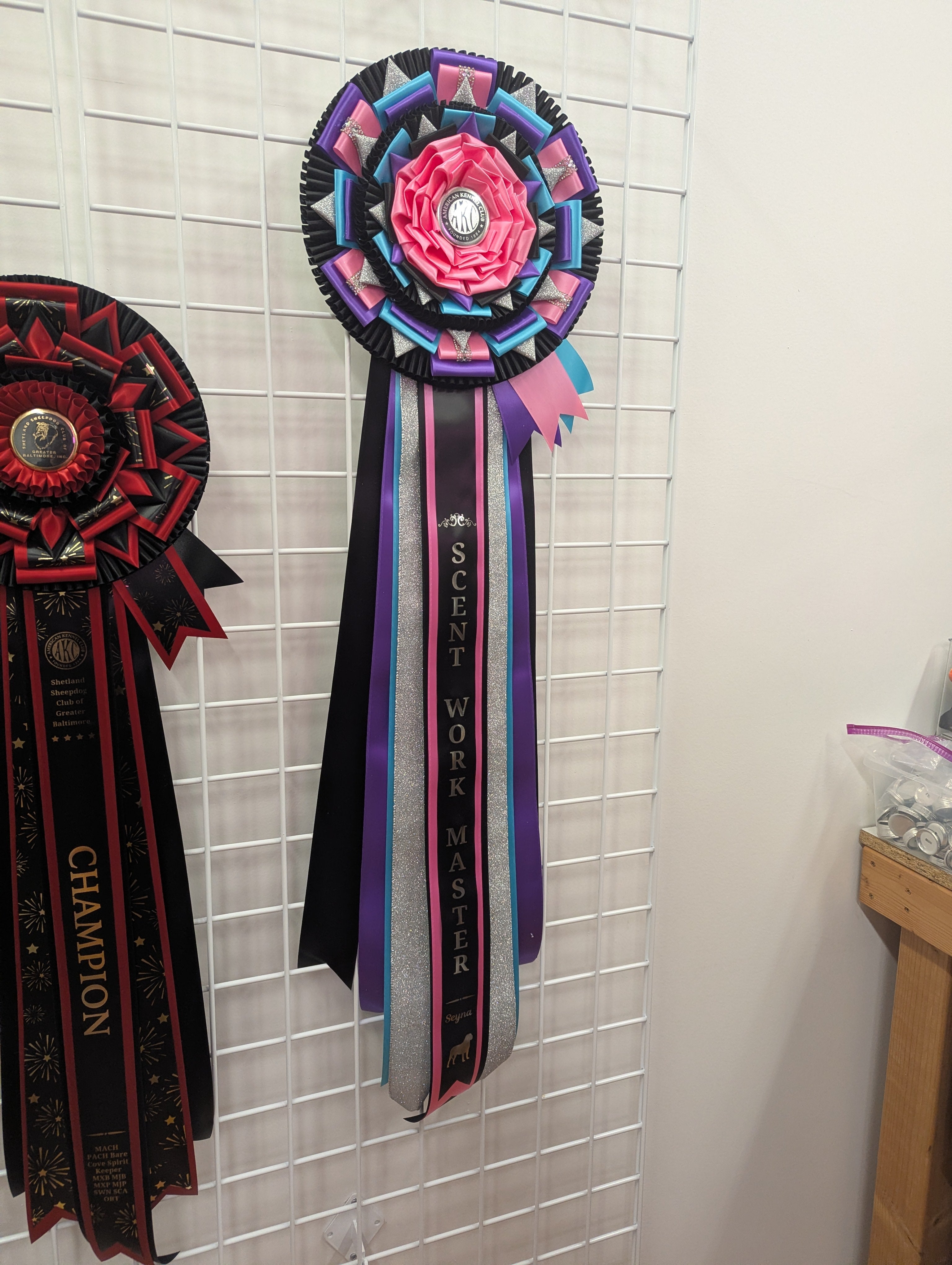 ROSETTE - "Olive" - Studio Finished Rosette - 12x36, 14x38, ,16" x 42"